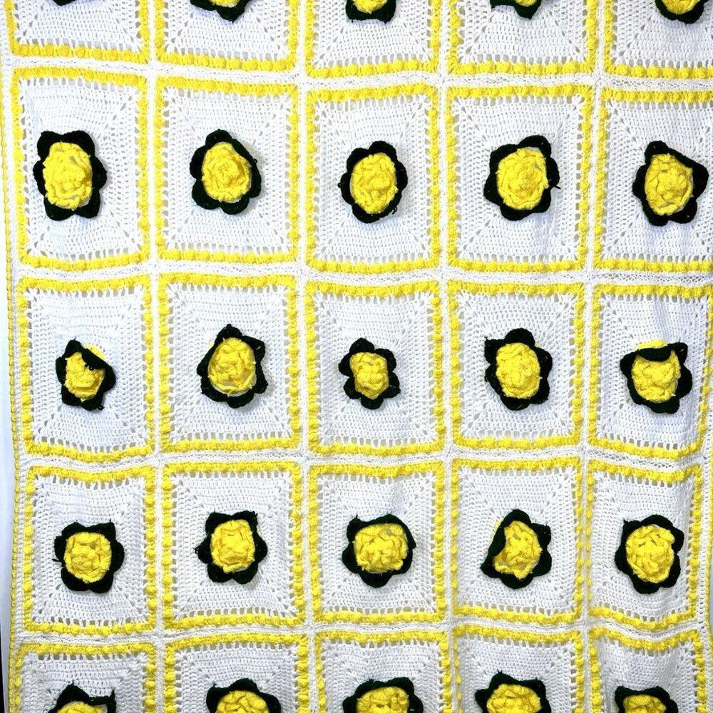 Vintage Handmade Crochet 3D Yellow Rose Granny Square Afghan Blanket 88”x63”